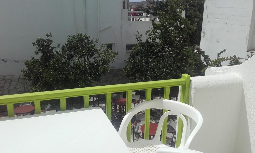 Siren Rooms And Apartments Paros Exterior foto