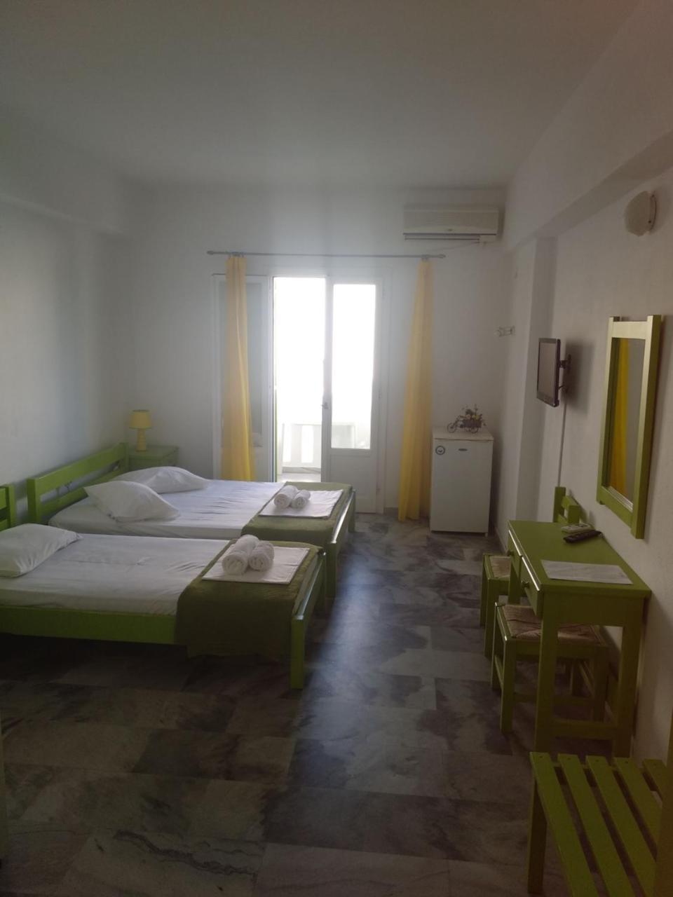 Siren Rooms And Apartments Paros Exterior foto